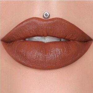 Man Down- Velvet Trap Lipstick - Jeffree Star 🎉Host Pick🎉